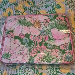 Lilly Pulitzer Green and Pink Floral Packing Cube Set